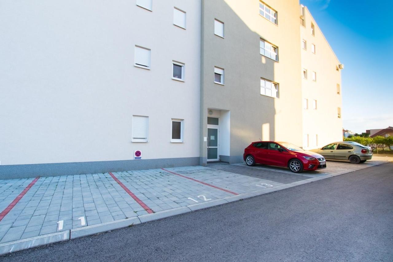 4 * Apartment Sunset Close To The Sea Kaštela Exterior foto